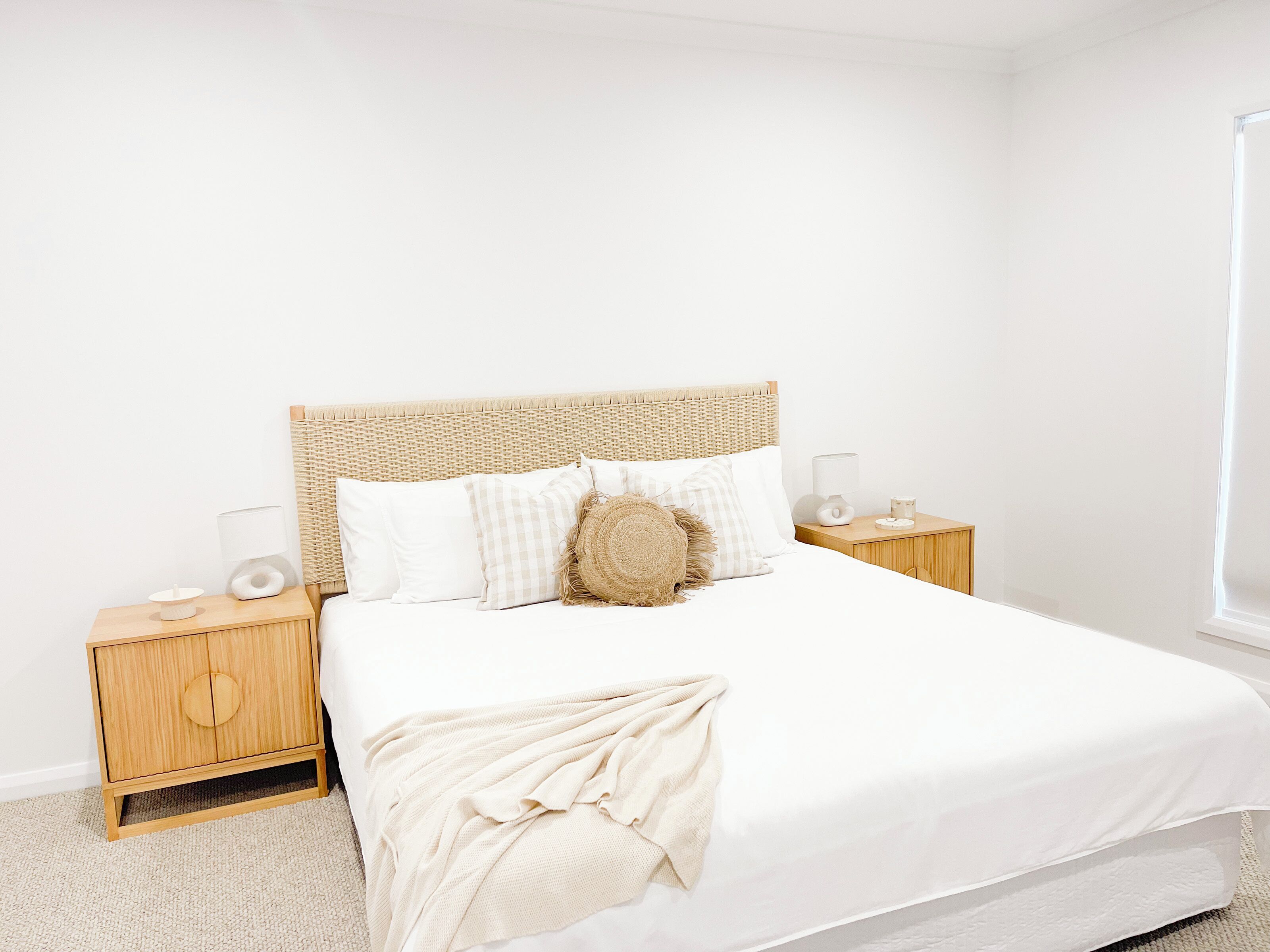 5 bedrooms, iron/ironing board, free WiFi, bed sheets