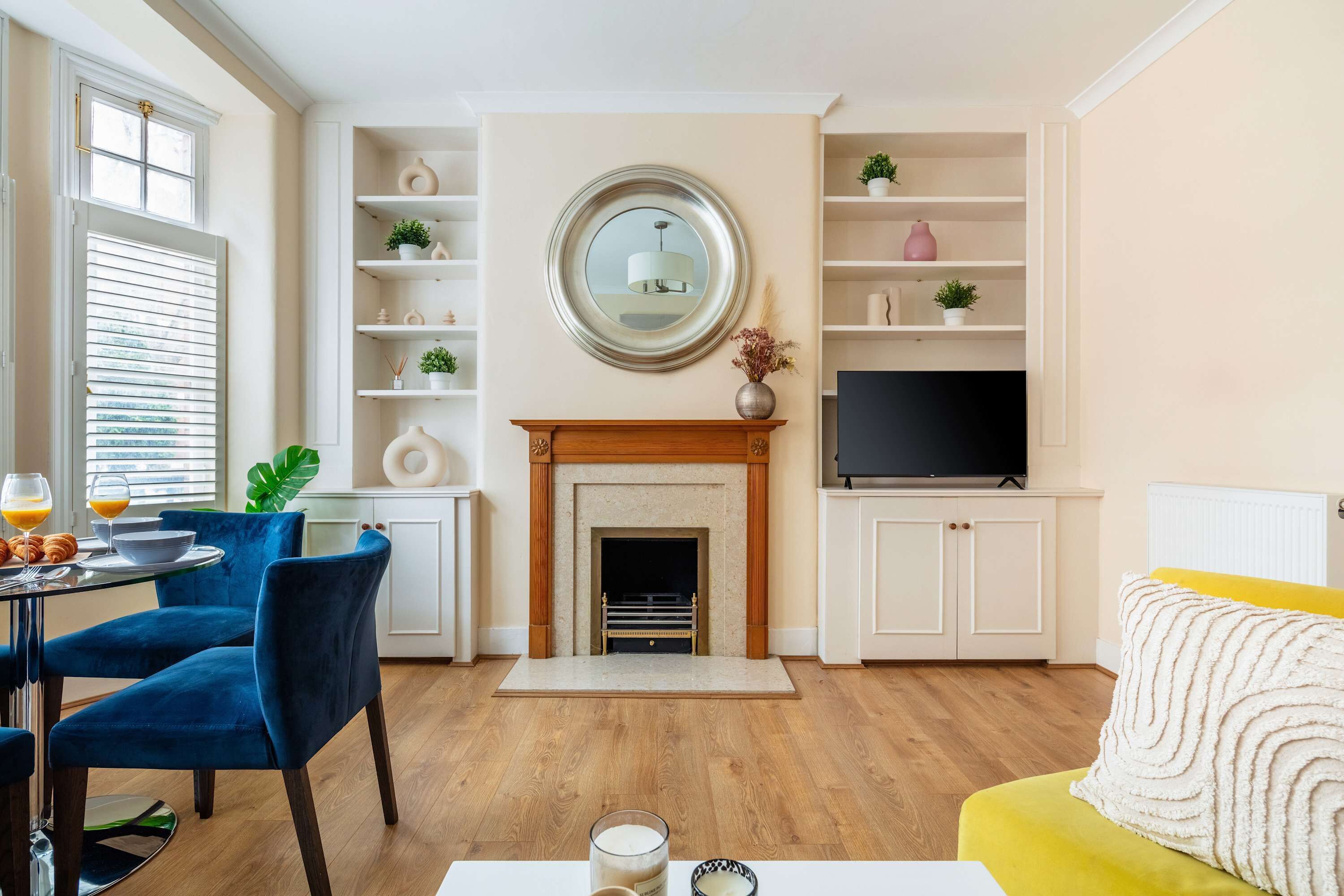 Televisie en een kantoor