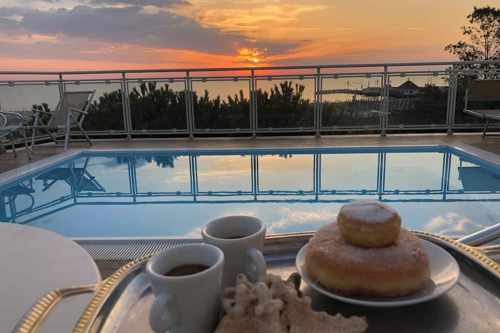 Hotel Ariella