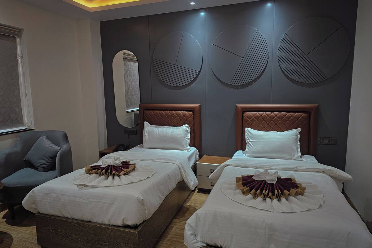 Egyptian cotton sheets, premium bedding, laptop workspace, soundproofing