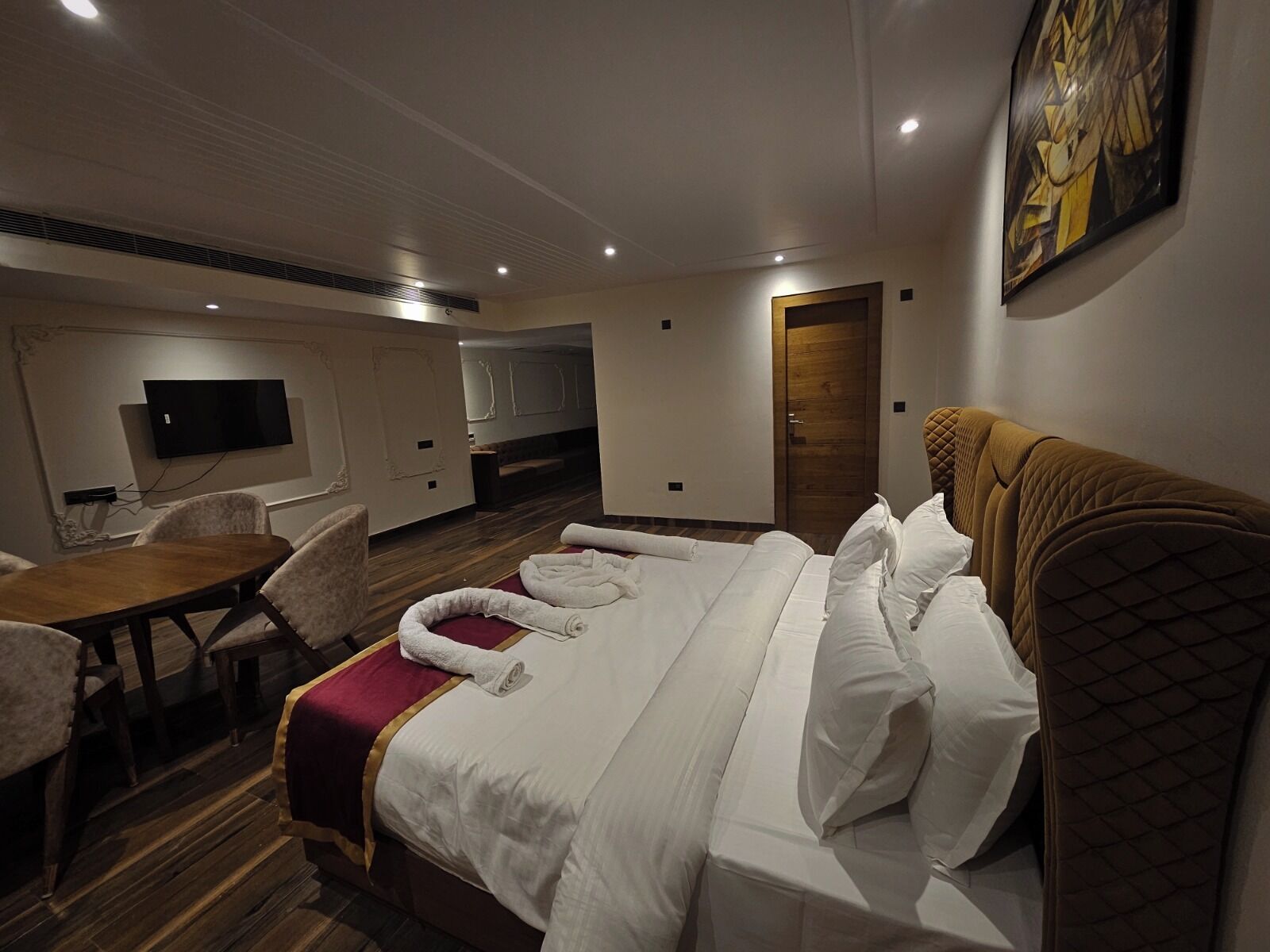 Luxury Suite | Egyptian cotton sheets, premium bedding, laptop workspace, soundproofing