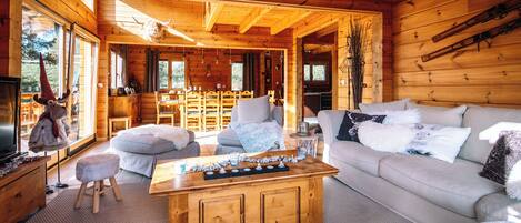 Smart TV, video games