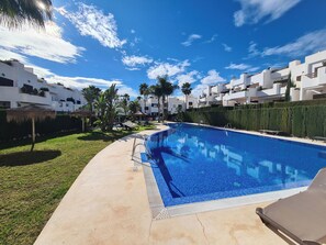 Apartment | Pool