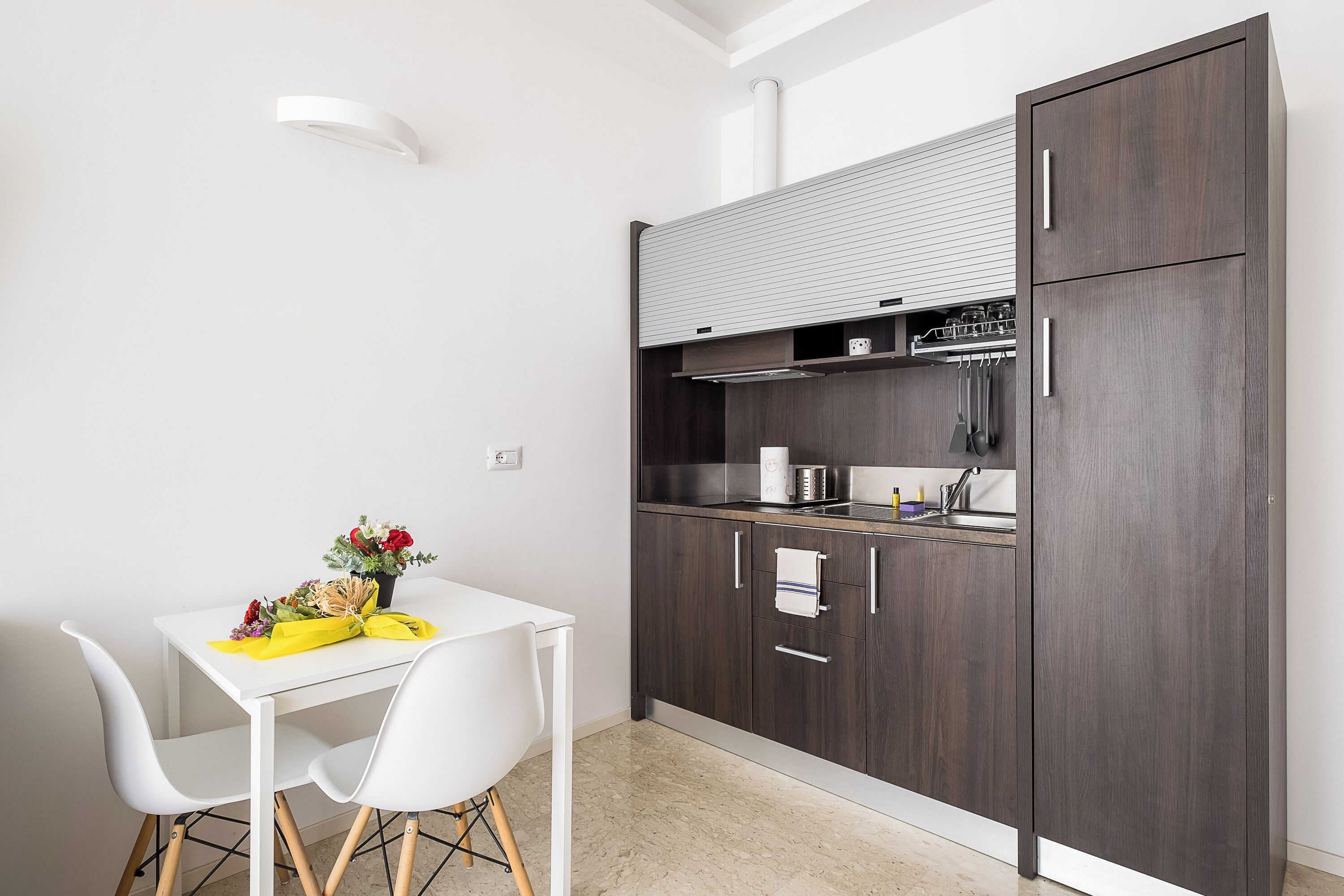 Apartamento, balcón | Servicio de comidas en la habitación