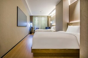 In-room safe, blackout curtains, soundproofing, iron/ironing board - (Shenzhen)