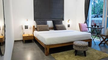 Deluxe Room, Balcony, Garden View | 1 bedroom, free WiFi
