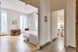 2 bedrooms, WiFi, bed sheets