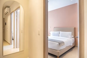 2 dormitorios, tabla de planchar con plancha, wifi y ropa de cama