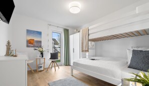 2 Schlafzimmer, Bügeleisen/Bügelbrett, Reisekinderbett, kostenloses WLAN