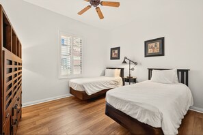 3 bedrooms, desk, iron/ironing board, travel cot