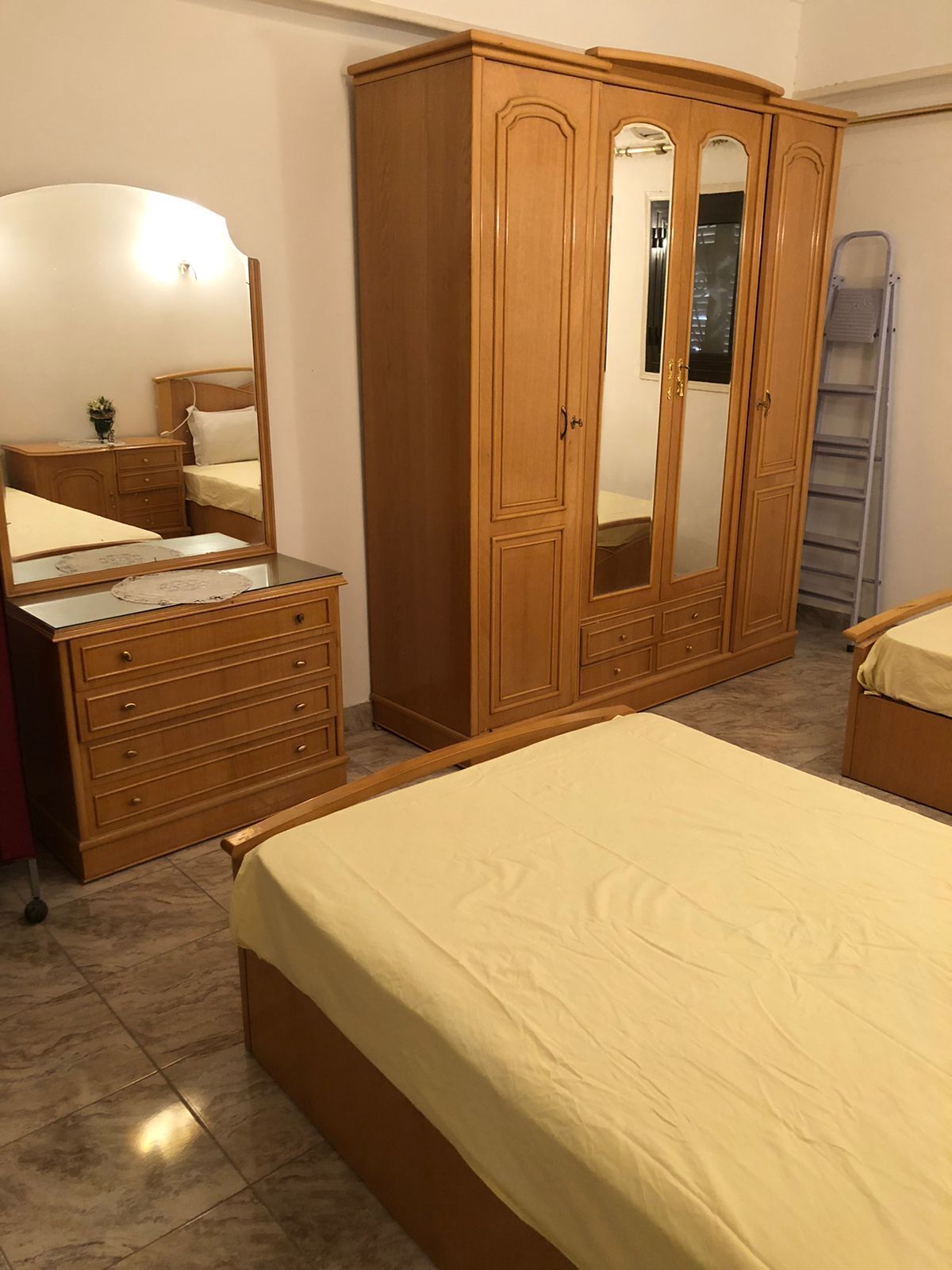 2 عدّة غرف نوم