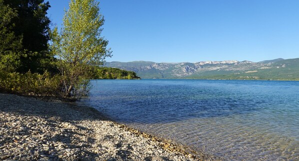 Beach - LE GÎTE DE LA SÉRÉNITÉ Come and recharge your batteries in Provence, surrounded by nature. (Puimoisson)