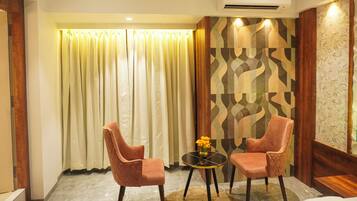 Suite Room with Bathtub | 免费 WiFi、床单
