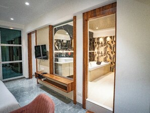Suite Room with Bathtub | Free WiFi, bed sheets - Hotel Spencer- Kharghar Navi Mumbai (Panvel)
