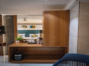 Super Deluxe Room | Free WiFi, bed sheets - Hotel Spencer- Kharghar Navi Mumbai (Panvel)