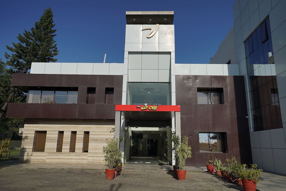 HOTEL VARAY EXPRESS