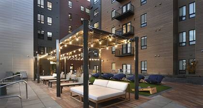 Botanicals & Cattle Vibes | Unique Vista Escape