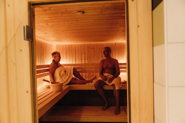 Sauna - Comfortable chalet with modern amenities (Hooghalen)