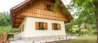 Sunny Two Bedroom Retreat in Beautiful Bizeljsko