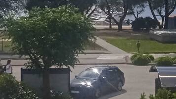 Khuôn viên nơi lưu trú