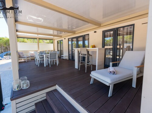 Charming Two-bedroom Mobile Homes Drage