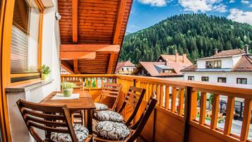 Apartment (Two Bedroom Apartment with Balcony) | Balcony