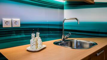 Apartment (One Bedroom Apartment with Balcony) | Private kitchen | Fridge