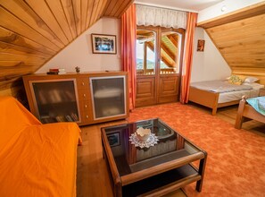 Småhus (Two Bedroom Country House) | 2 soverom og barnesenger