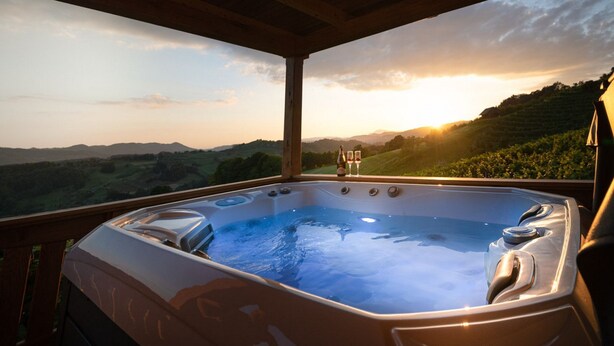 Cottage (Two Bedroom Country House) | Outdoor spa tub - Vivid Hillside Country House With Hot-tub and Sauna (Sevnica)
