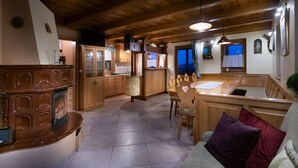Cottage (Two Bedroom Country House) | Dining room - Vivid Hillside Country House With Hot-tub and Sauna (Sevnica)