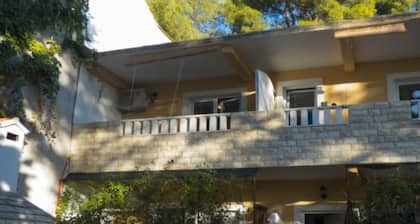 Beachfront Apartments Plaža