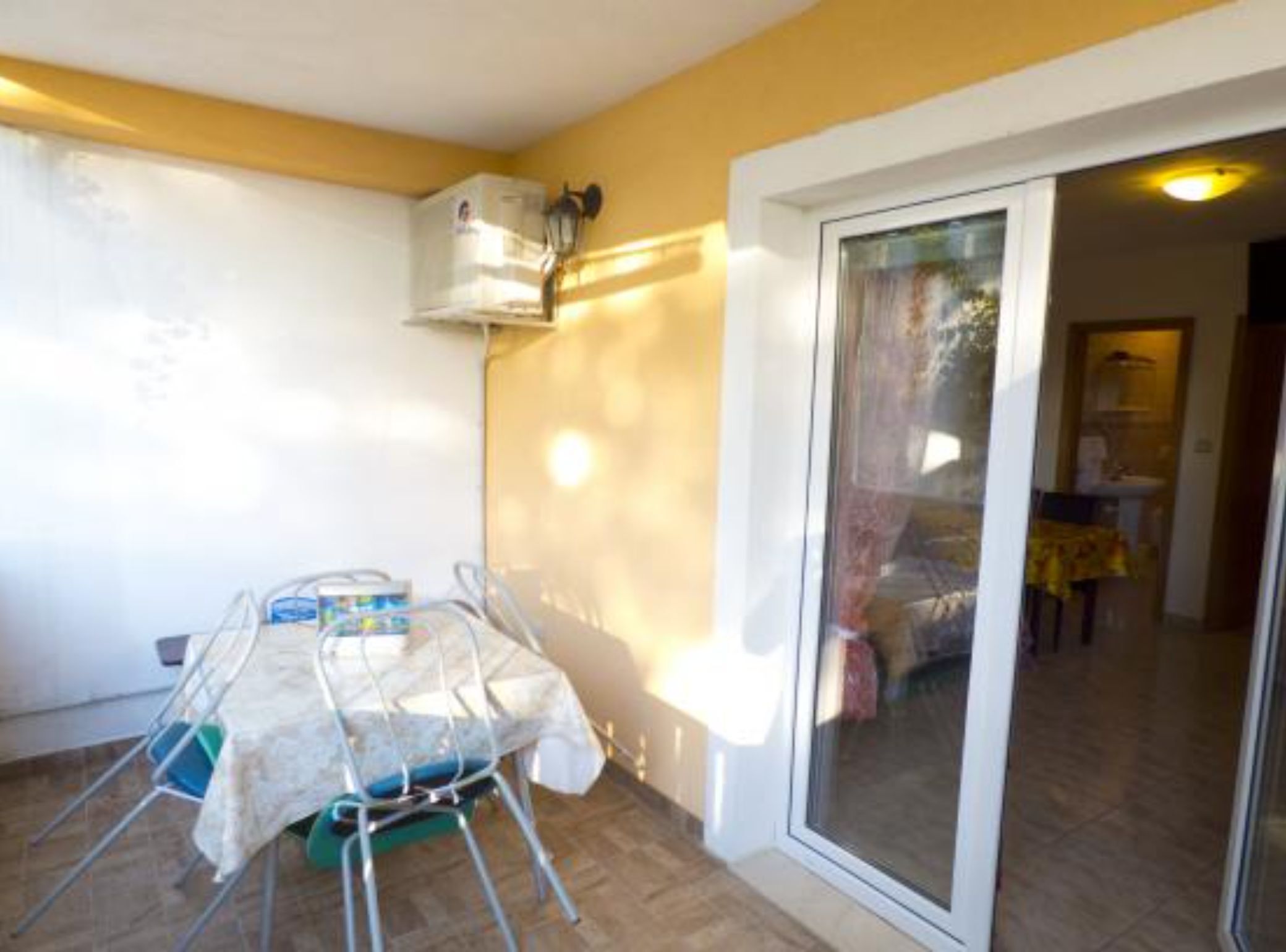 Apartment (One Bedroom Apartment A3) | Balcony