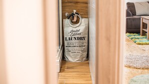 Shower dan handuk