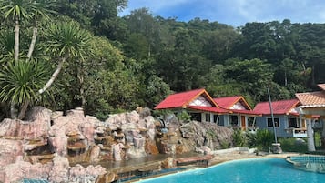 Classic Room, Garden View | Garden view