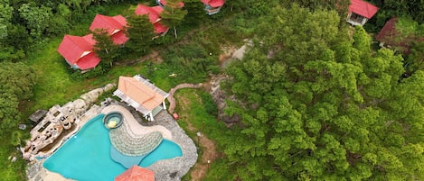 Classic Room, Garden View | Desk, laptop workspace, free WiFi