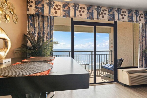 Interior - Ocean Reef 905 - Oceanfront! (Myrtle Beach)