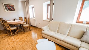 Unclassified image, 5 of 28, button - Idyllic Mountain Getaway Holiday Home (Ljubno)