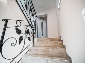 Staircase - Family-friendly Mountain Paradise Residences (Preddvor)