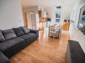 Living room - Family-friendly Mountain Paradise Residences (Preddvor)