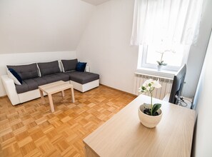 Living room - Mountain View Haven Apartments (Bovec)
