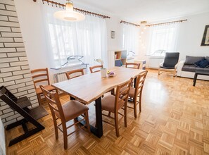 Dining room - Mountain View Haven Apartments (Bovec)