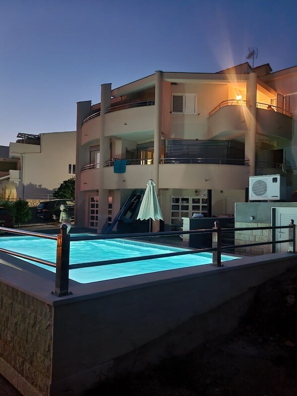 Apartment (One bedroom apartment 1) | Outdoor pool