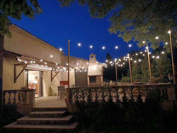 Exterior - Winegrower's house in a charming village (Aniane)