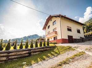 Cottage (Three Bedroom Country House) | Exterior - Bloomfield Retreat Country House With Sauna (Recica ob Savinji)