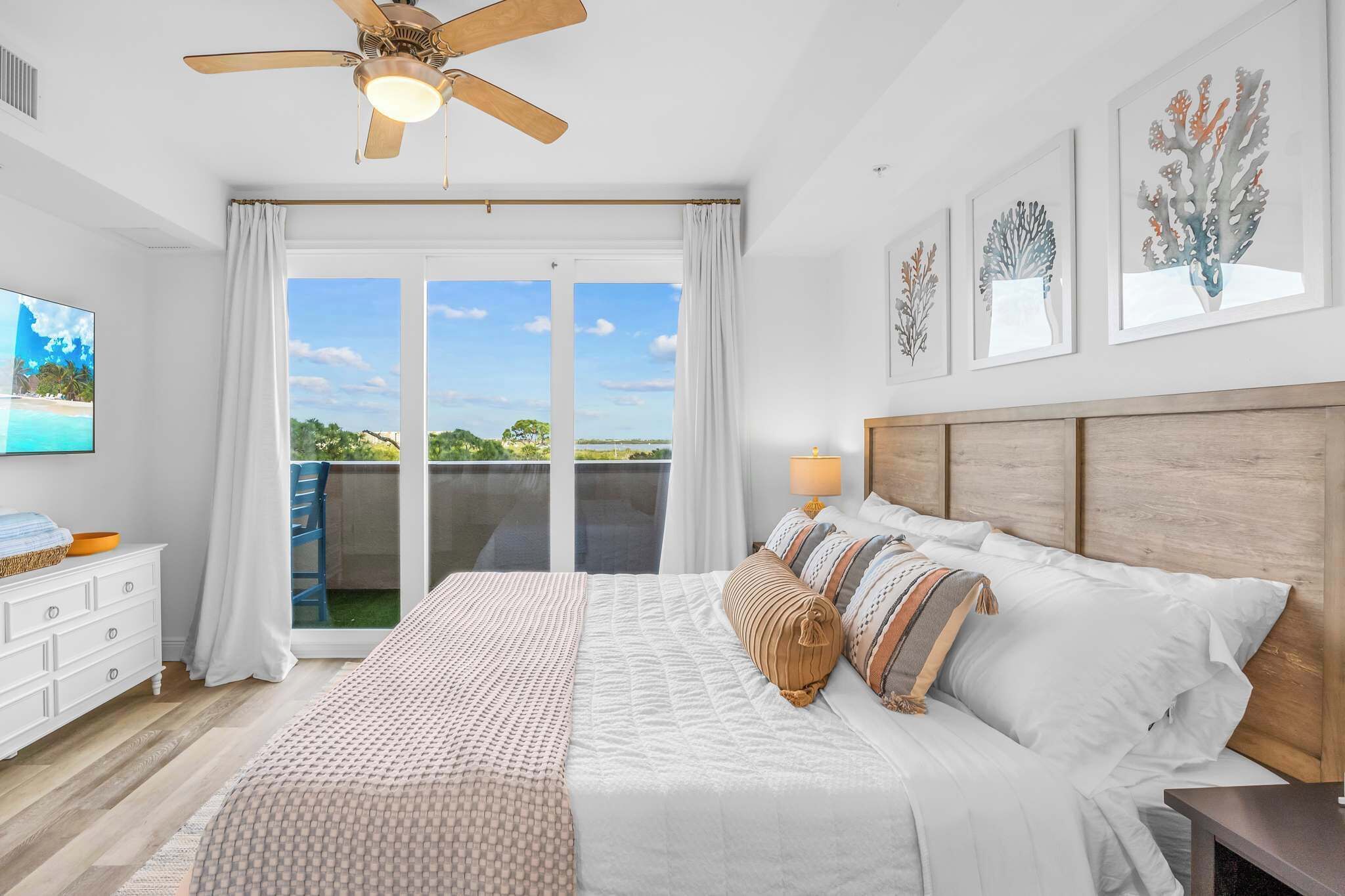 2 bedrooms, iron/ironing board, travel cot, WiFi