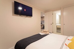 1 chambre, fer et planche à repasser, Wi-Fi, draps fournis