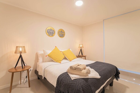 1 chambre, fer et planche à repasser, Wi-Fi, draps fournis