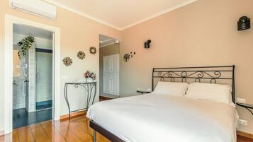 Cubrecamas, colchones con efecto memoria y decoración personalizada