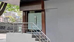 Property entrance - Hotel Blue Inn Residency (Mumbai)