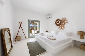 4 bedrooms, WiFi, bed sheets - Bougainvillea House | Antiparos (Agios Georgios)